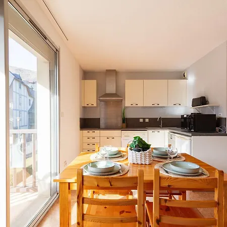 T3 Fonctionnel Avec Terrasse Et Parking, - Fr-1-296-539 Appartement *