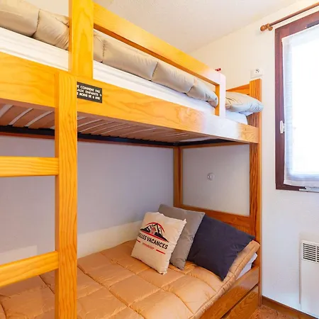 T3 Fonctionnel Avec Terrasse Et Parking, - Fr-1-296-539 *
